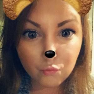 Meet your Posher, Holly